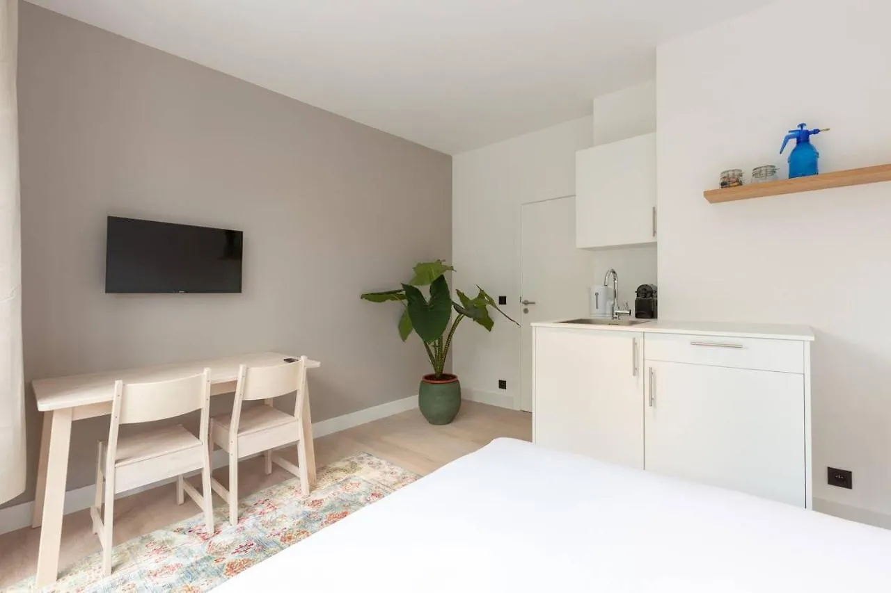 Theater Square Apartments 48 Antwerp Belgium